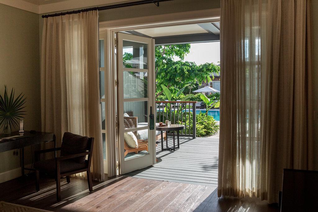 Отель The Island House Нассау Экстерьер фото
